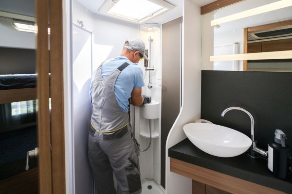 Cost of Shower Servicing in Dacula