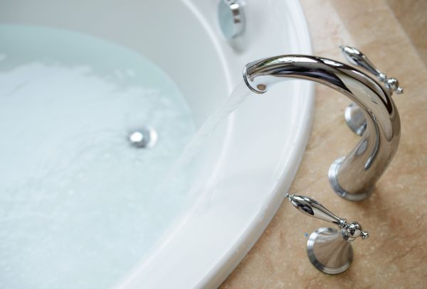 Cost of Tub Faucet Replacement in Dacula